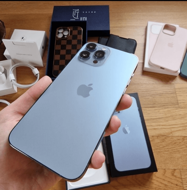 iPhone 13Promax - Photo 1