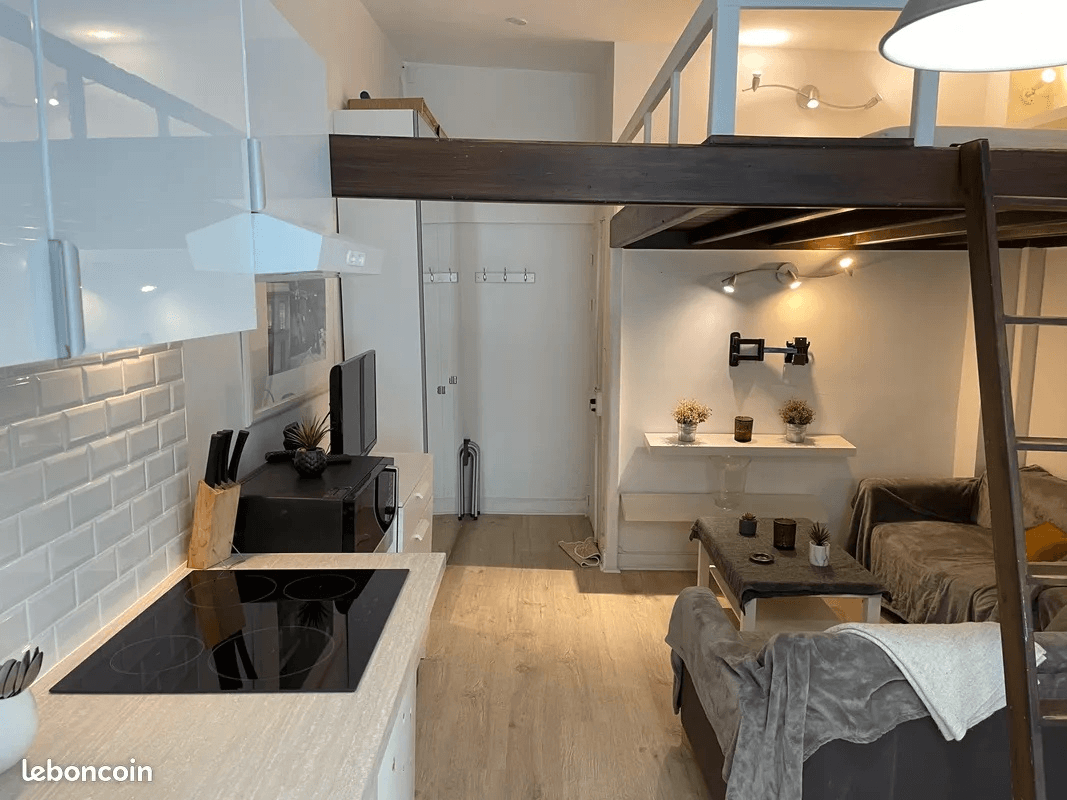 Studio 25M2 - - Meublé - Photo 1