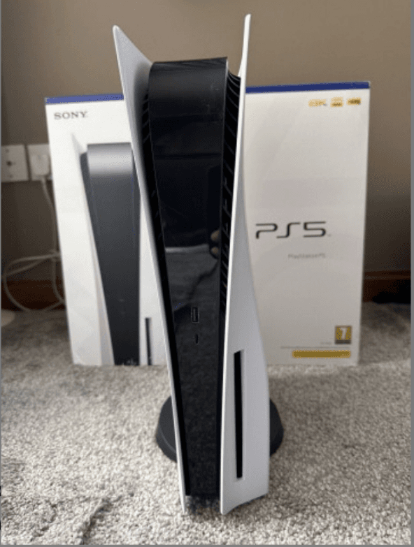 Je vends ma PS5 avec tout ses accessoires à un prix pas trop élevé. - Photo 1