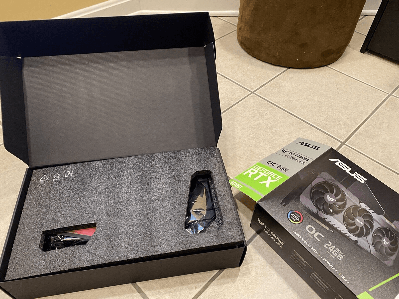 Carte graphique ASUS TUF Gaming GeForce RTX 3090 OC 24 Go GDDR6X - Photo 1