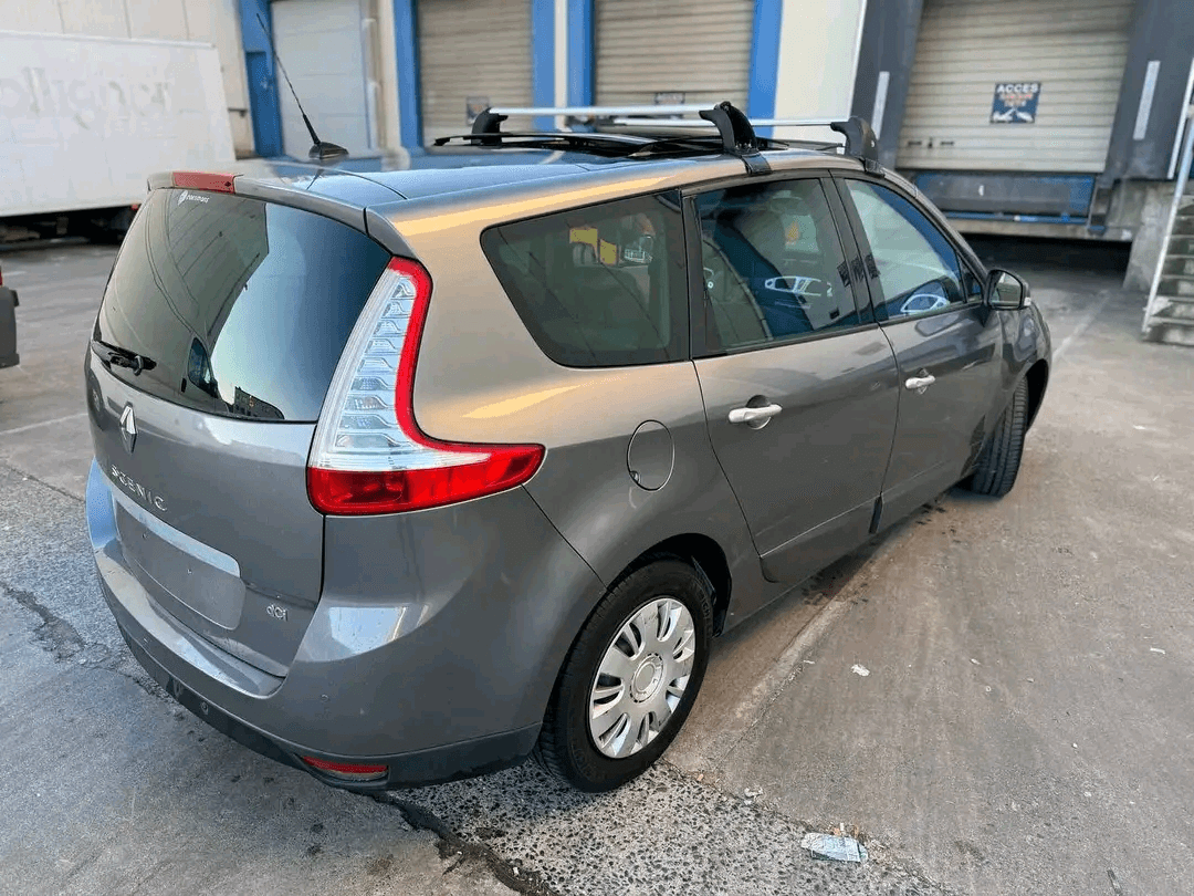 VÉHICULE EN VENTE : RENAULT CLIO 3 - Photo 1