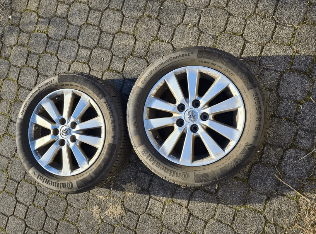 4 pneumatiques, Continental 205/55 R16 - Photo 1