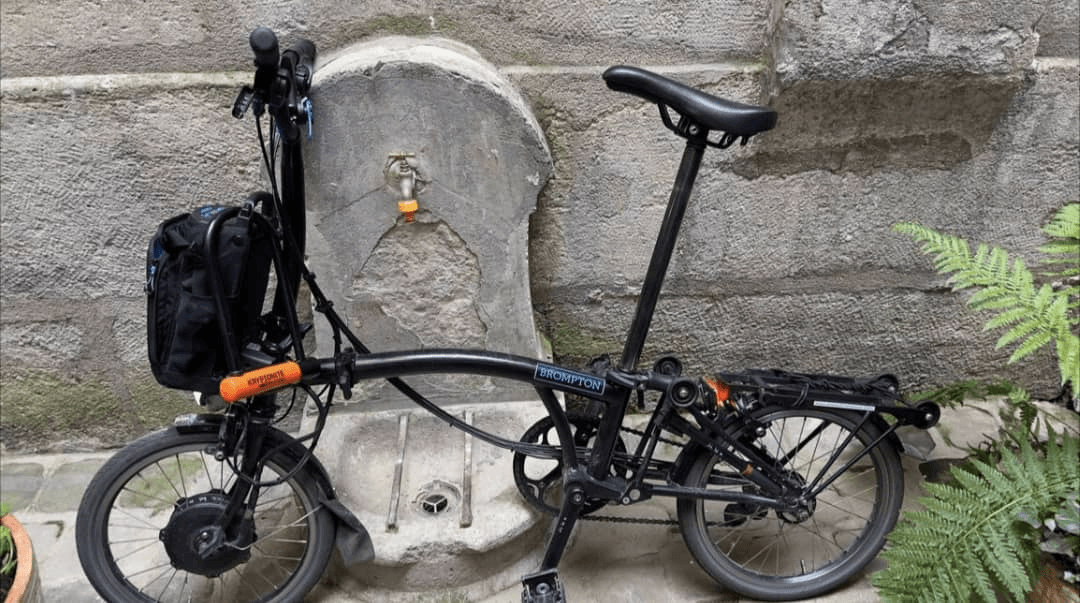 Vélo brompton electric 6 Vitesse + sac - Photo 1