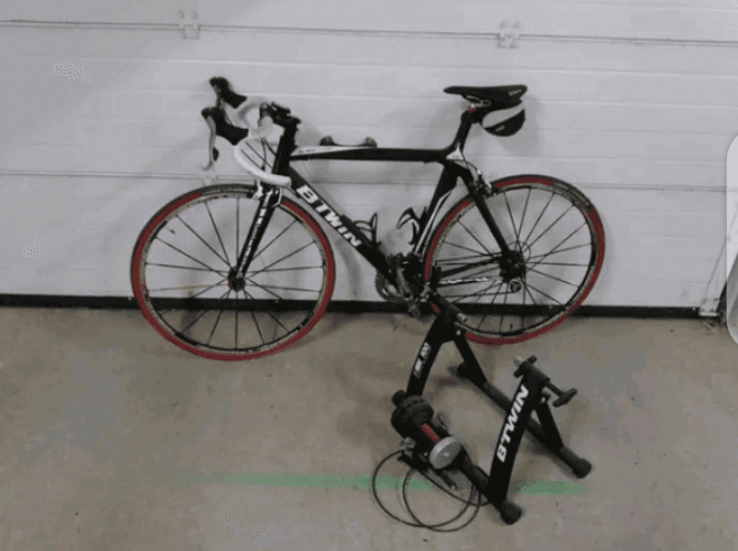 Vélo de course en vente - Photo 1