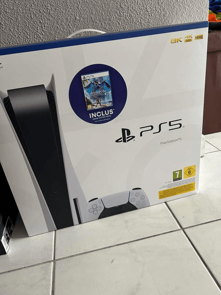 PS5 - Photo 1