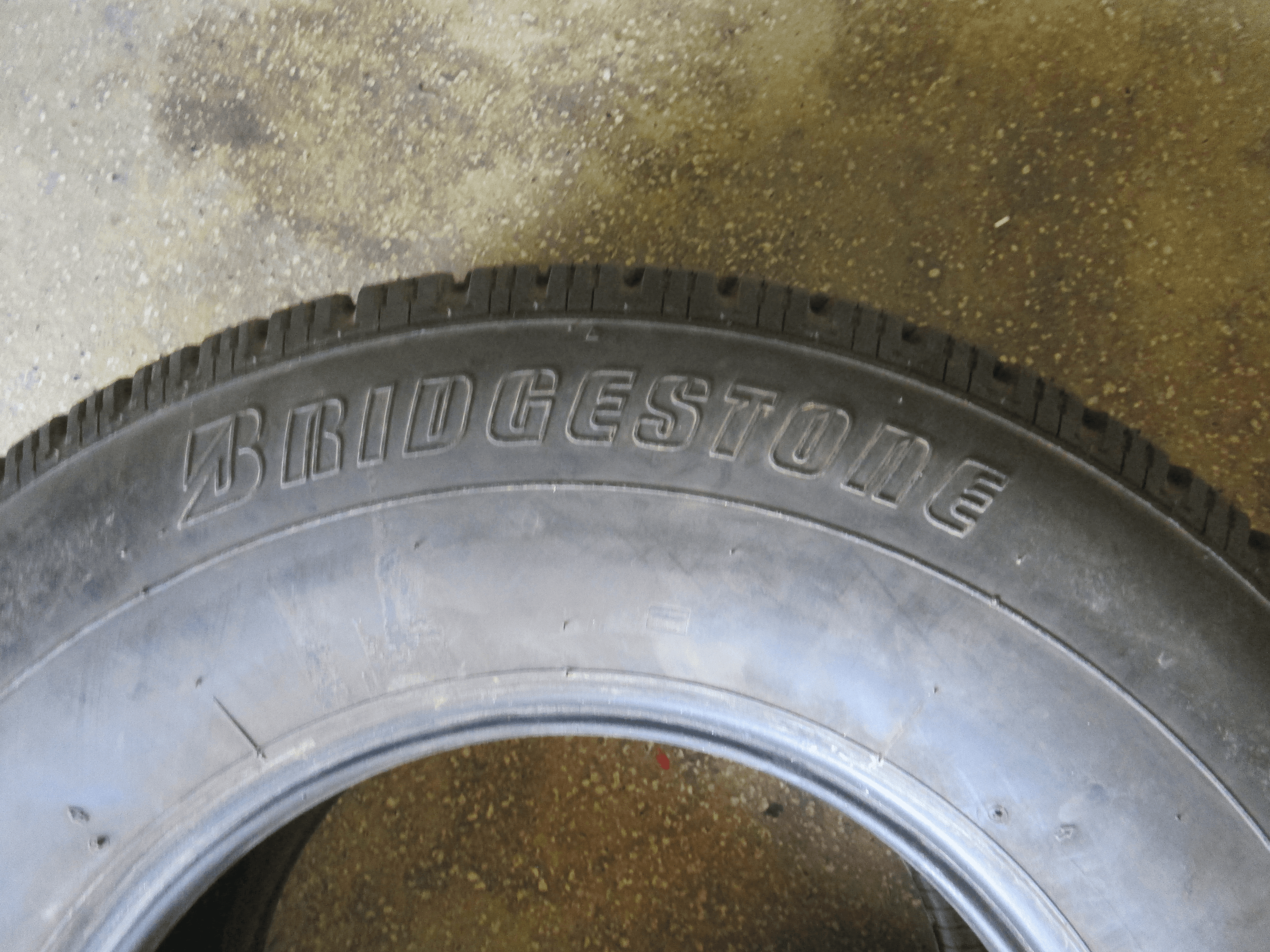 Bridgestone Dueler Desert