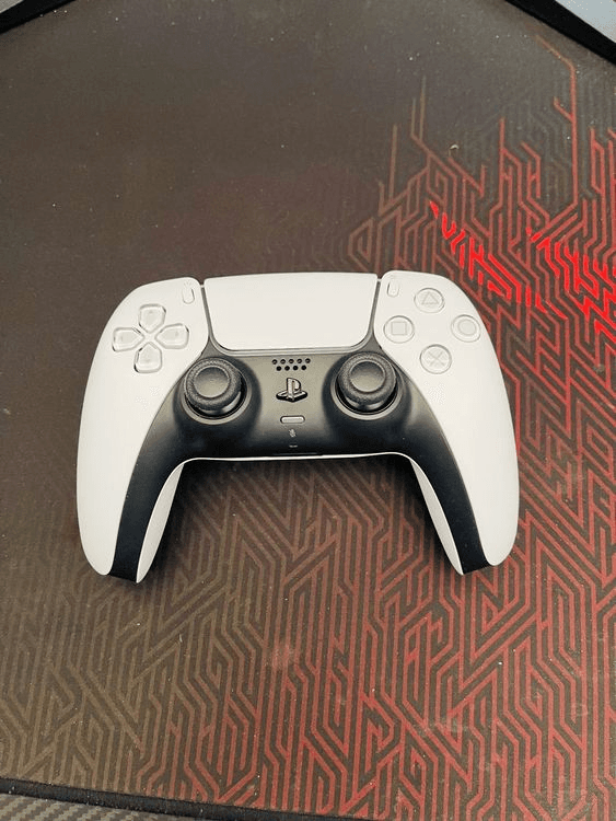 PS5 Disc Edition + Moniteur 4K HDR avec Gar. - Photo 1