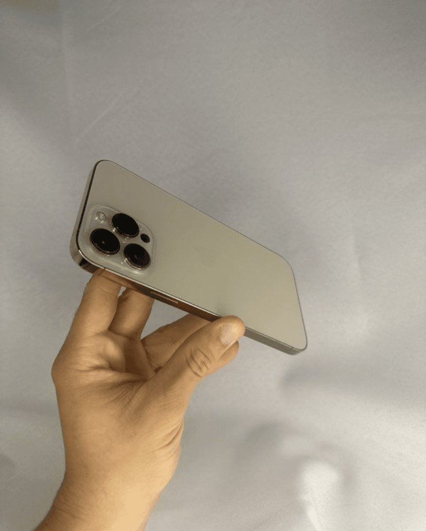 iPhone 13 Pro Max ✅✅ - Photo 1