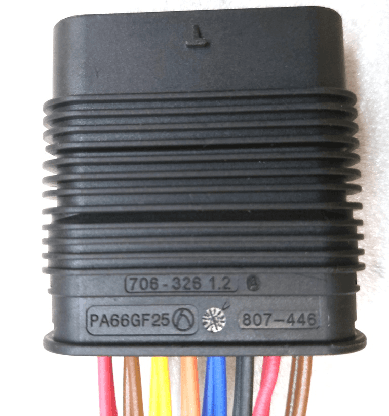 Connecteur de pare-chocs avant PA66GF25 (mâle) 706-326 1,2 A RH
807-446 RH AE - Photo 1