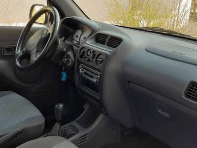 Je met en vente ma voiture - Photo 1