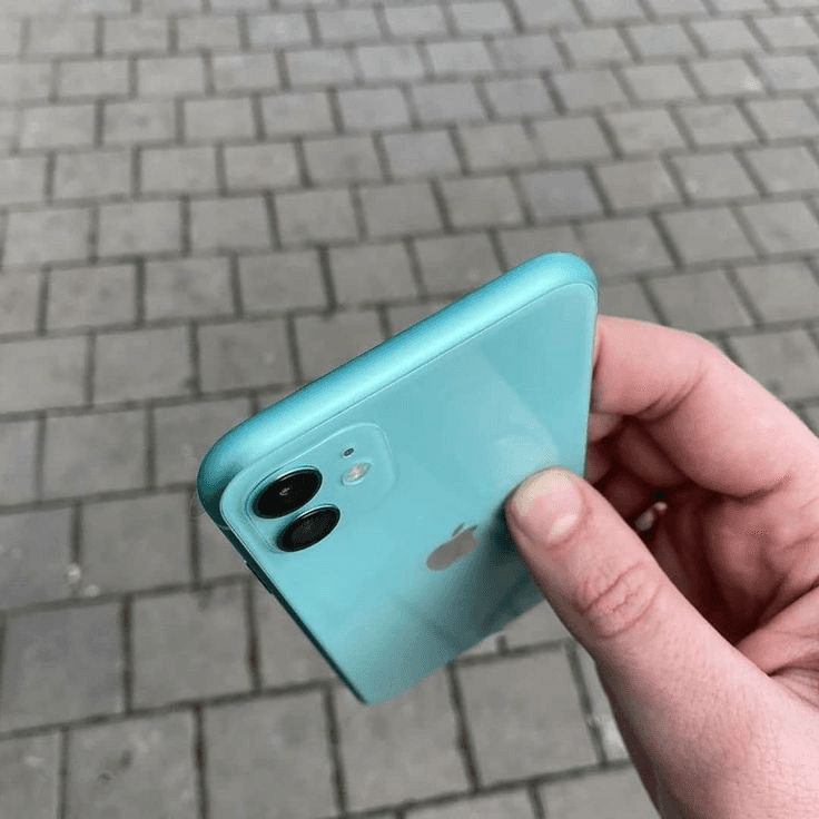 iphone 11 occasion état 10/10 - Photo 1