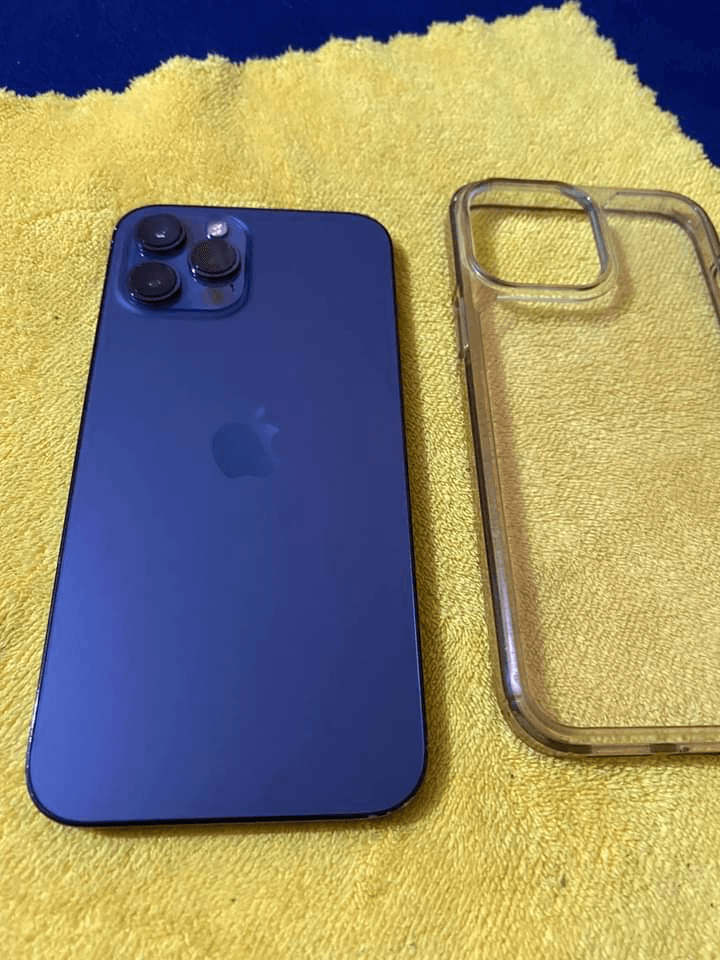 Apple iPhone 12 Pro Max - Photo 1