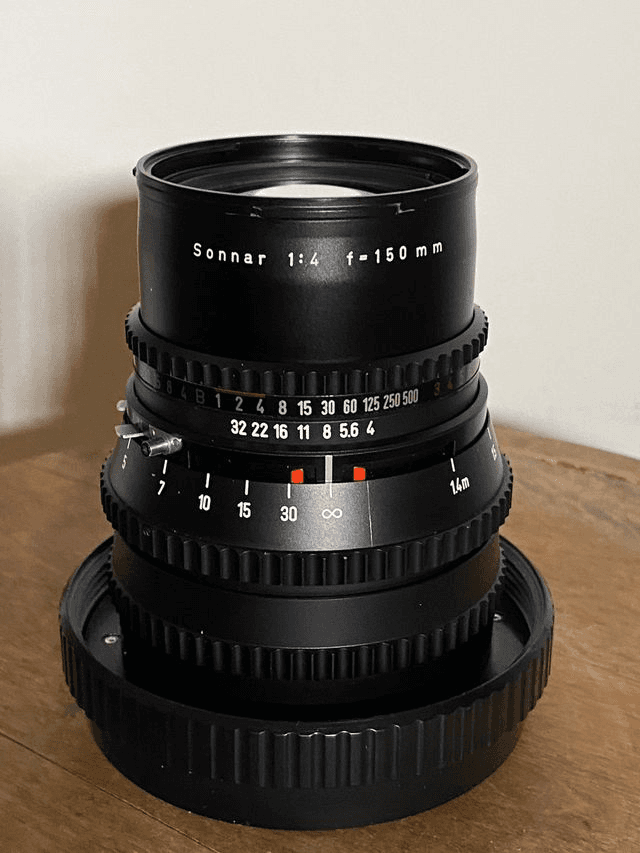 hasselblad 500 cm + objectifs et accessoires - Photo 1