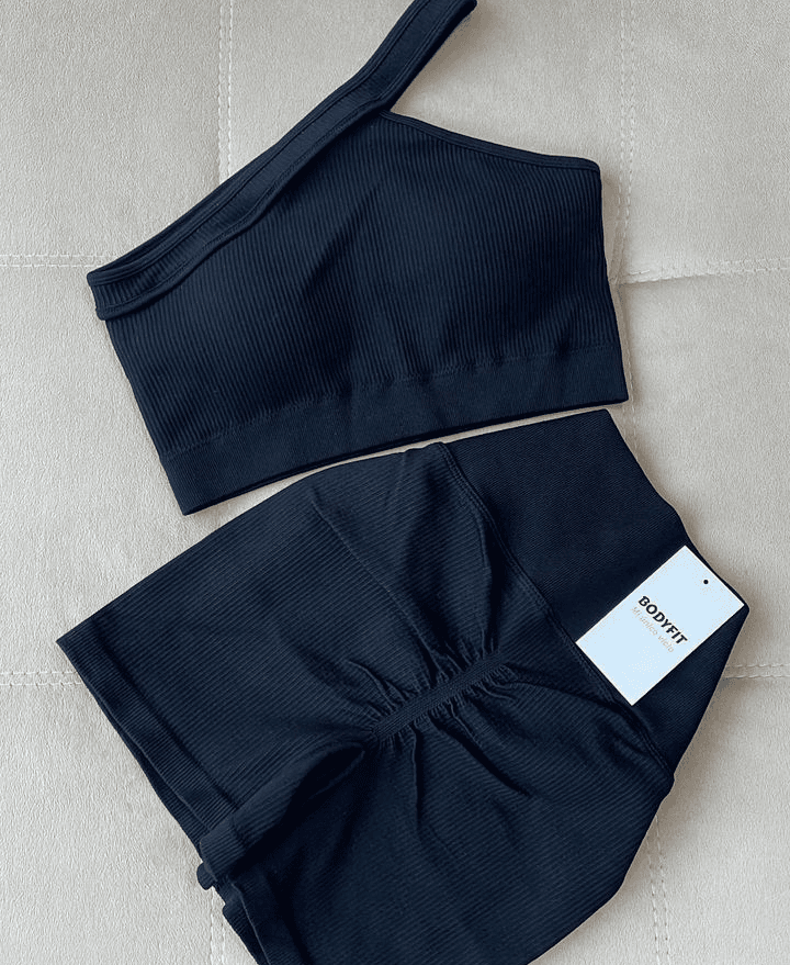 Vertement femme et bébé - Photo 1