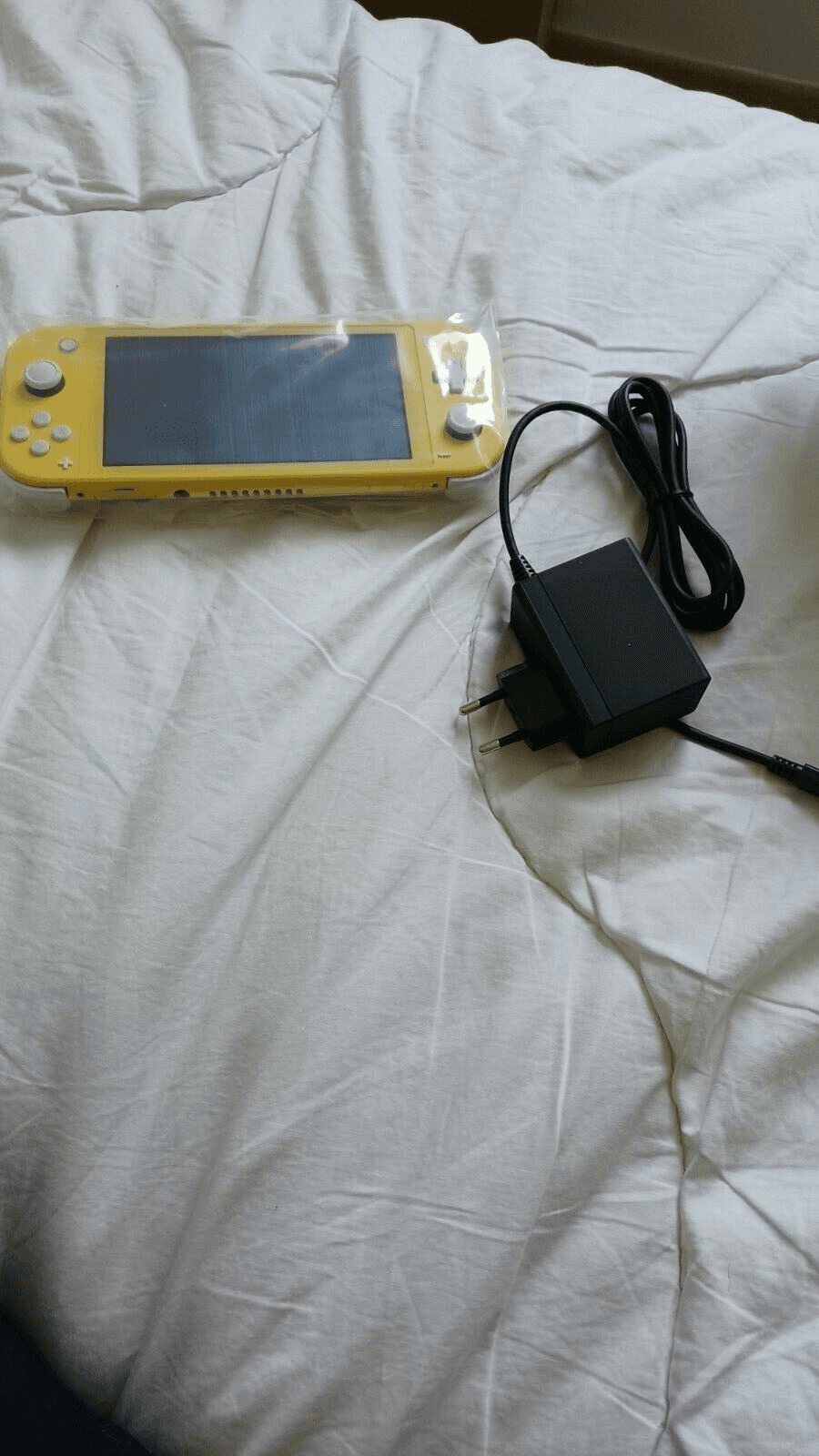 Nintendo Switch Lite 32 Go Console - Jaune - Photo 1