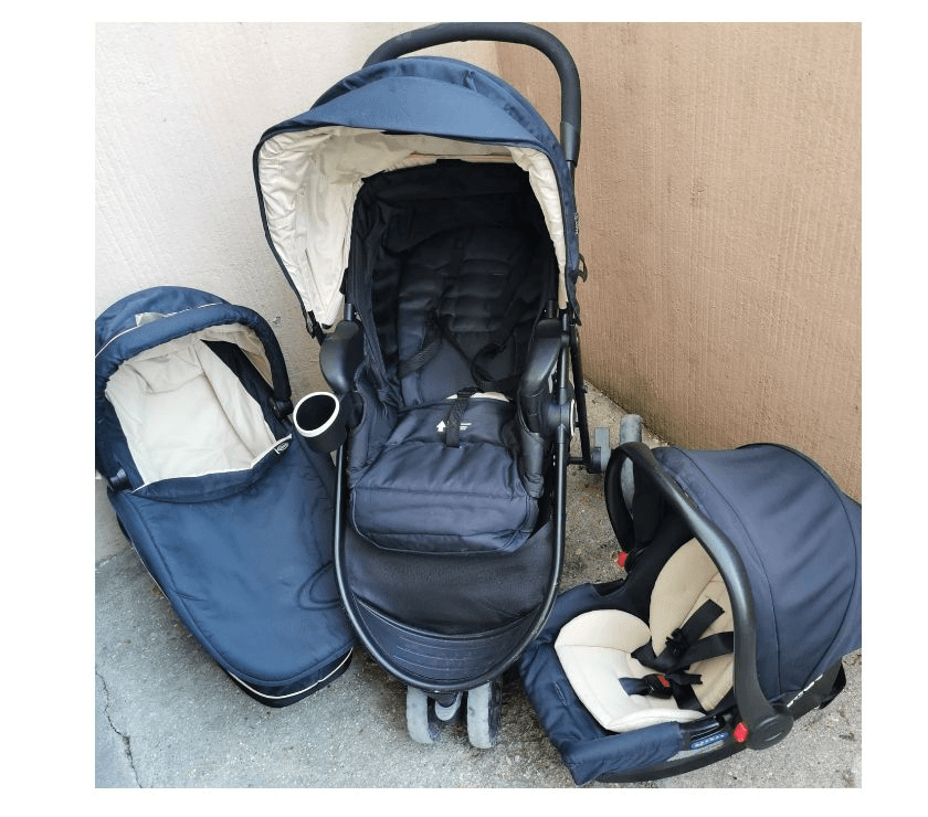 Trio complet et primé comprenant une nacelle, un porte-bébé et une chancelière. - Photo 1