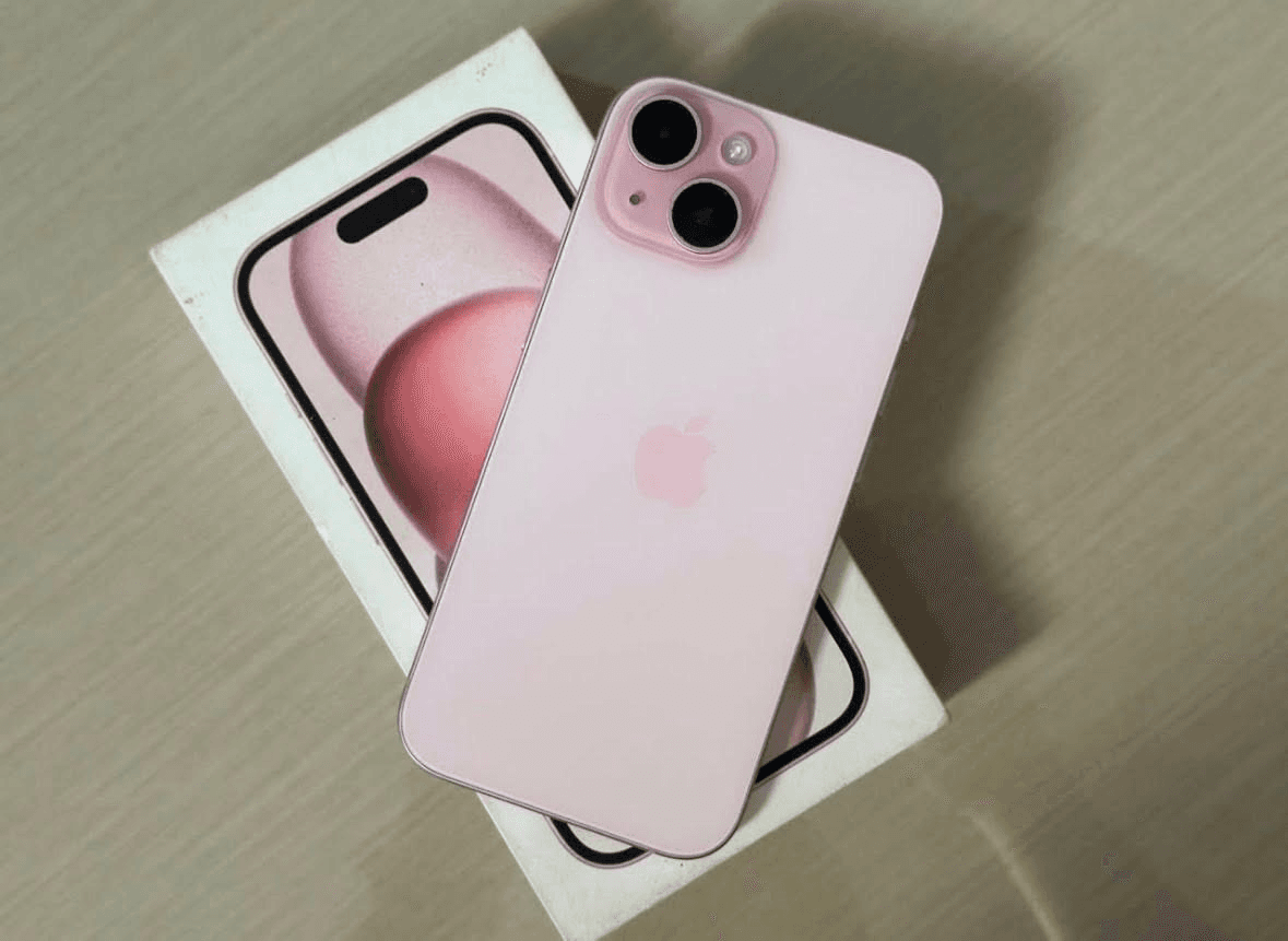 Vente d’un IPhone 15 plus - Photo 1