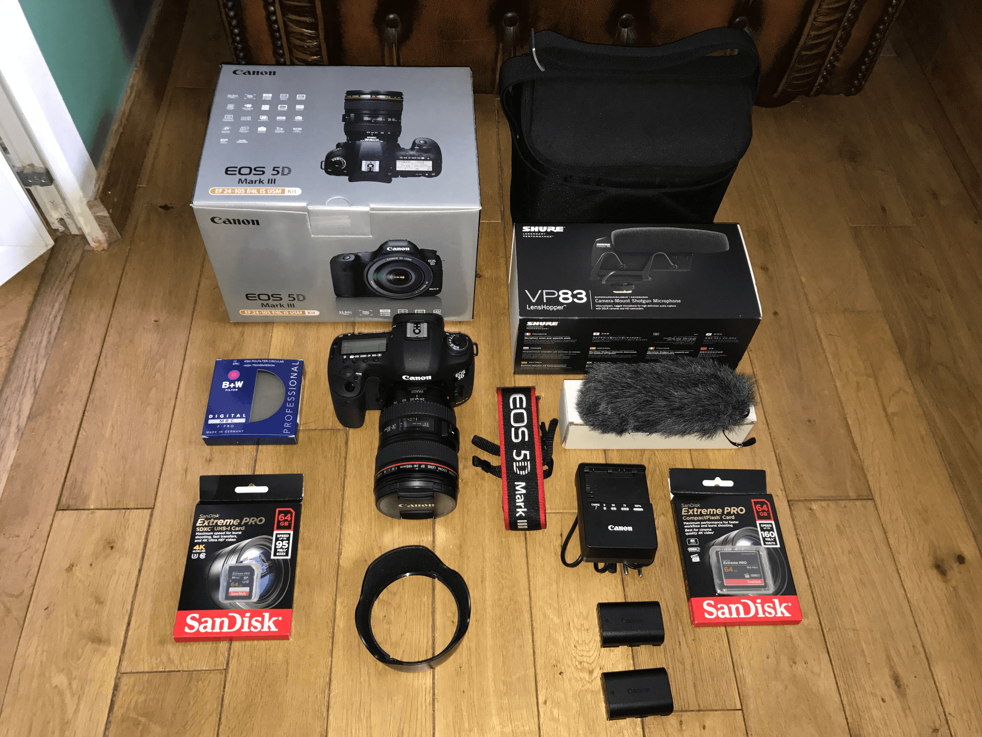 Appareil photo Canon EOS 5D Mark lll + Objectif - Photo 1