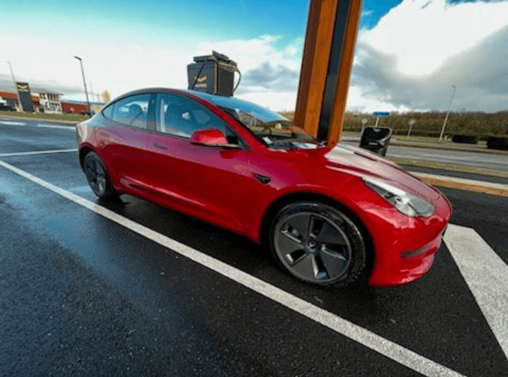 Tesla model 3 propulsion 2022 - Photo 1