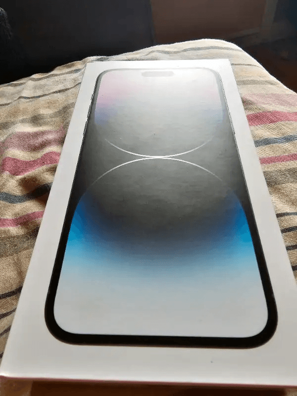 Iphone 14 pro max 128g violet foncé - Photo 1
