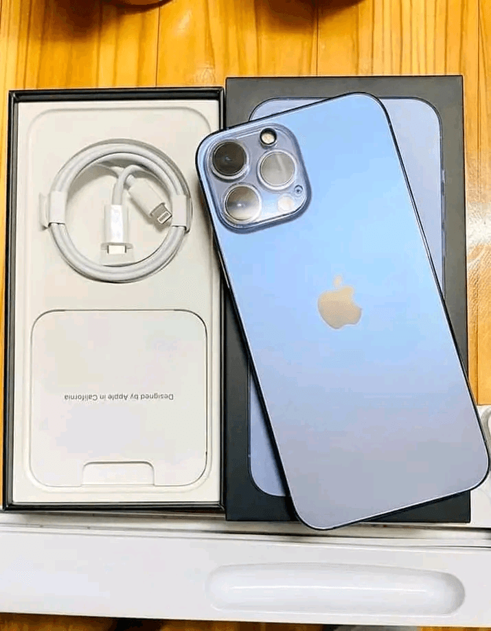 iPhone 13pro - Photo 1