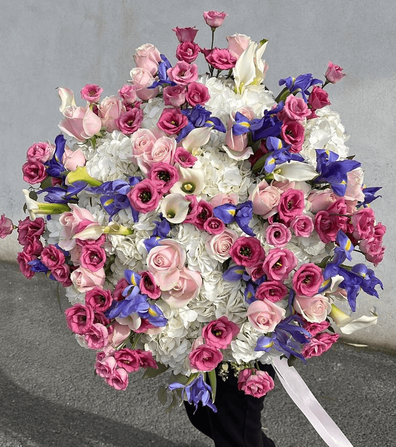 Manakin Fleurs - stunning floral arrangements for every occasion - Photo 1