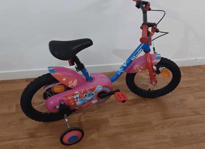 Vélo pour enfants - Photo 1