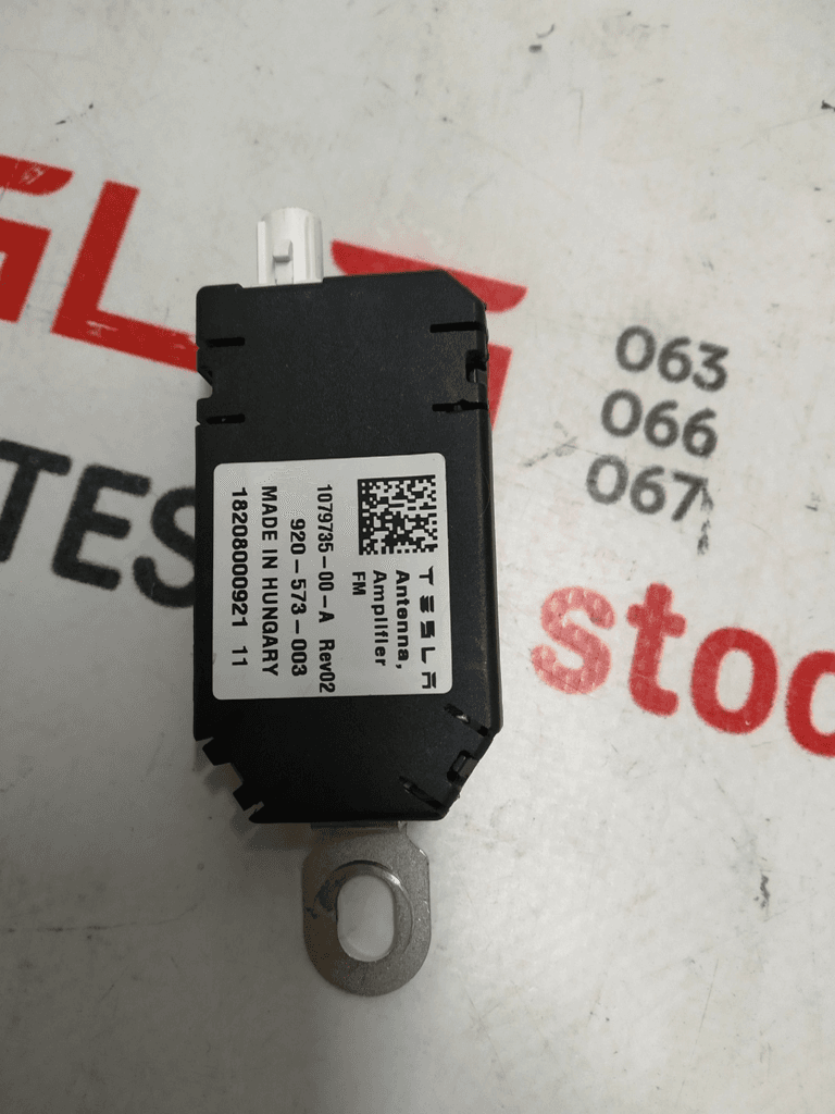 Amplificateur d'antenne FM Tesla 1079735-00-A - Photo 1