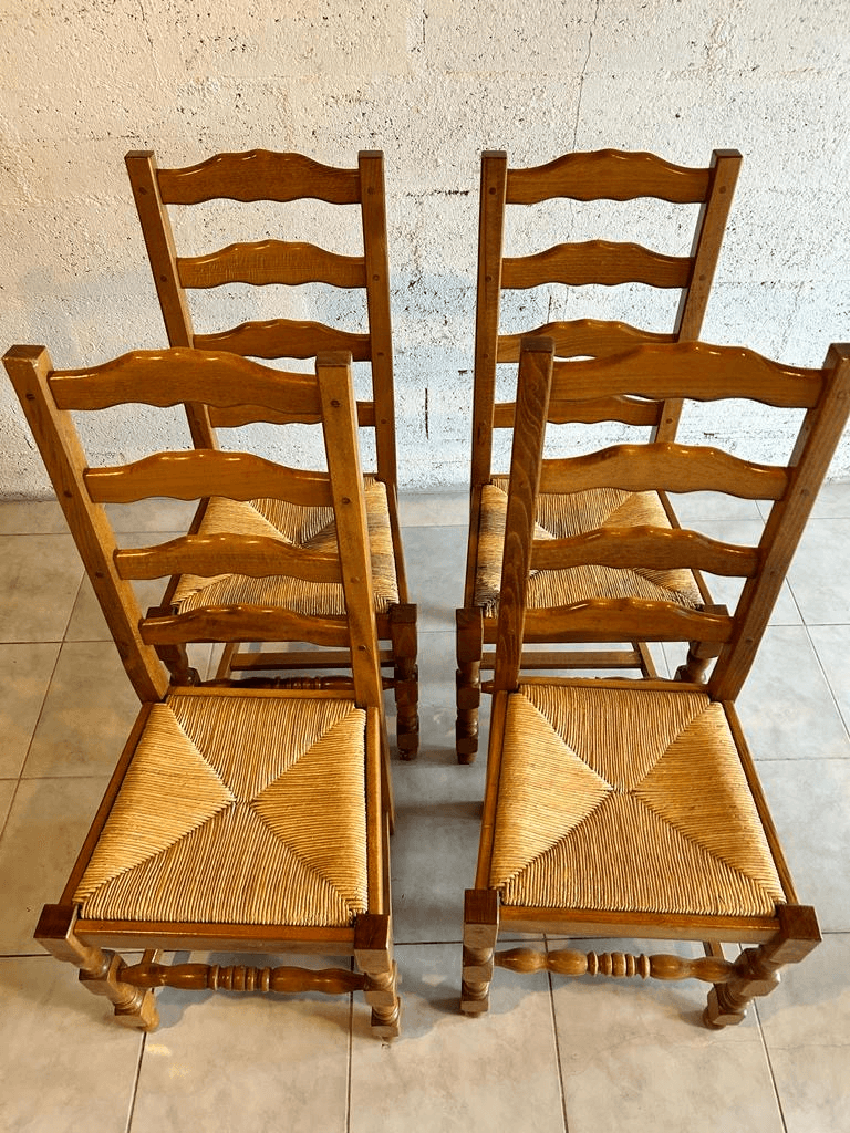 Chaise de table color en bois - Photo 1