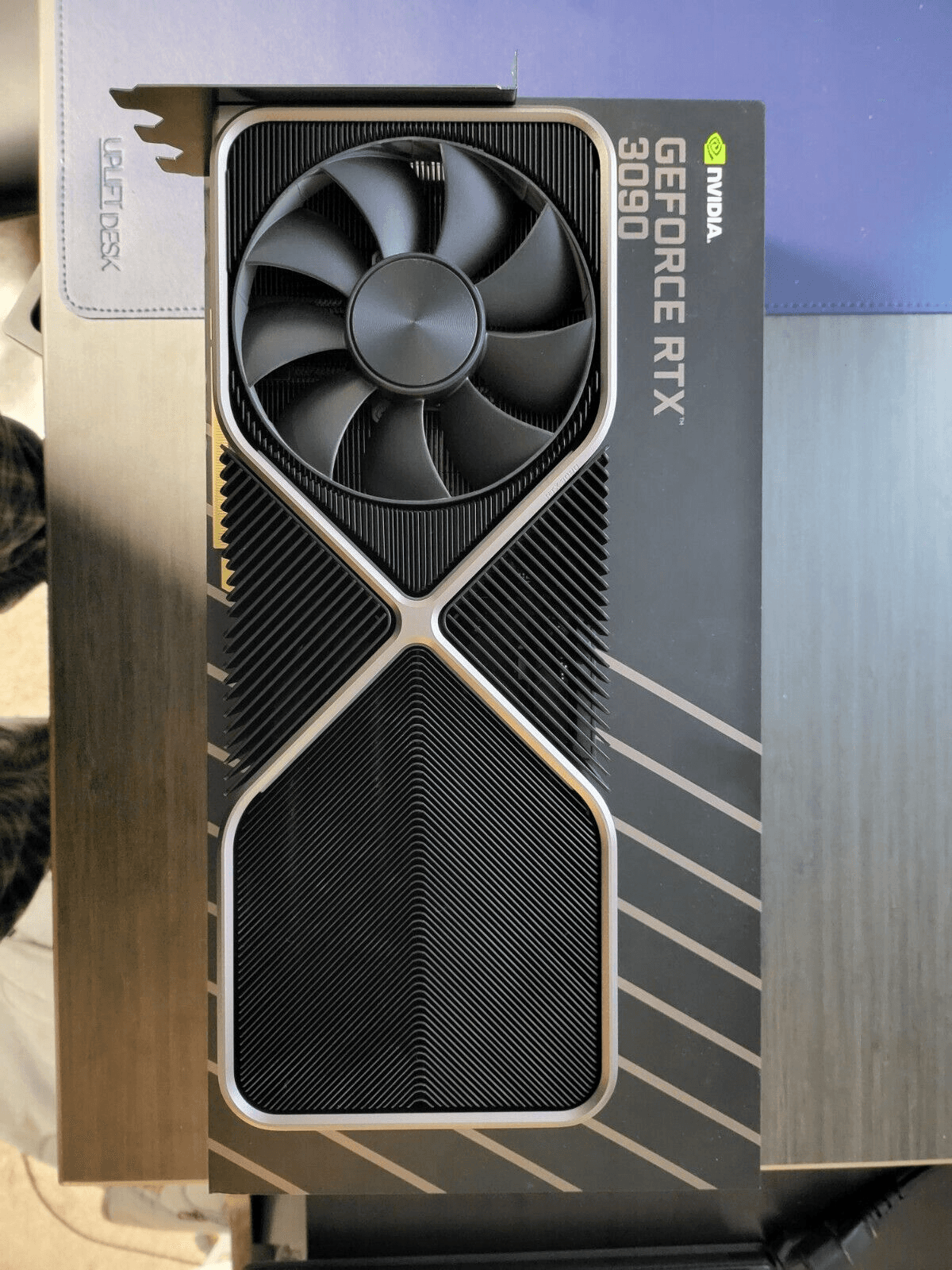 Carte graphique rtx 3090 - Photo 1
