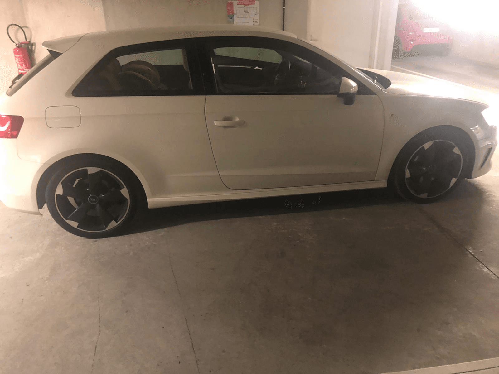 Audi A3 sline 1l4 125ch - Photo 1