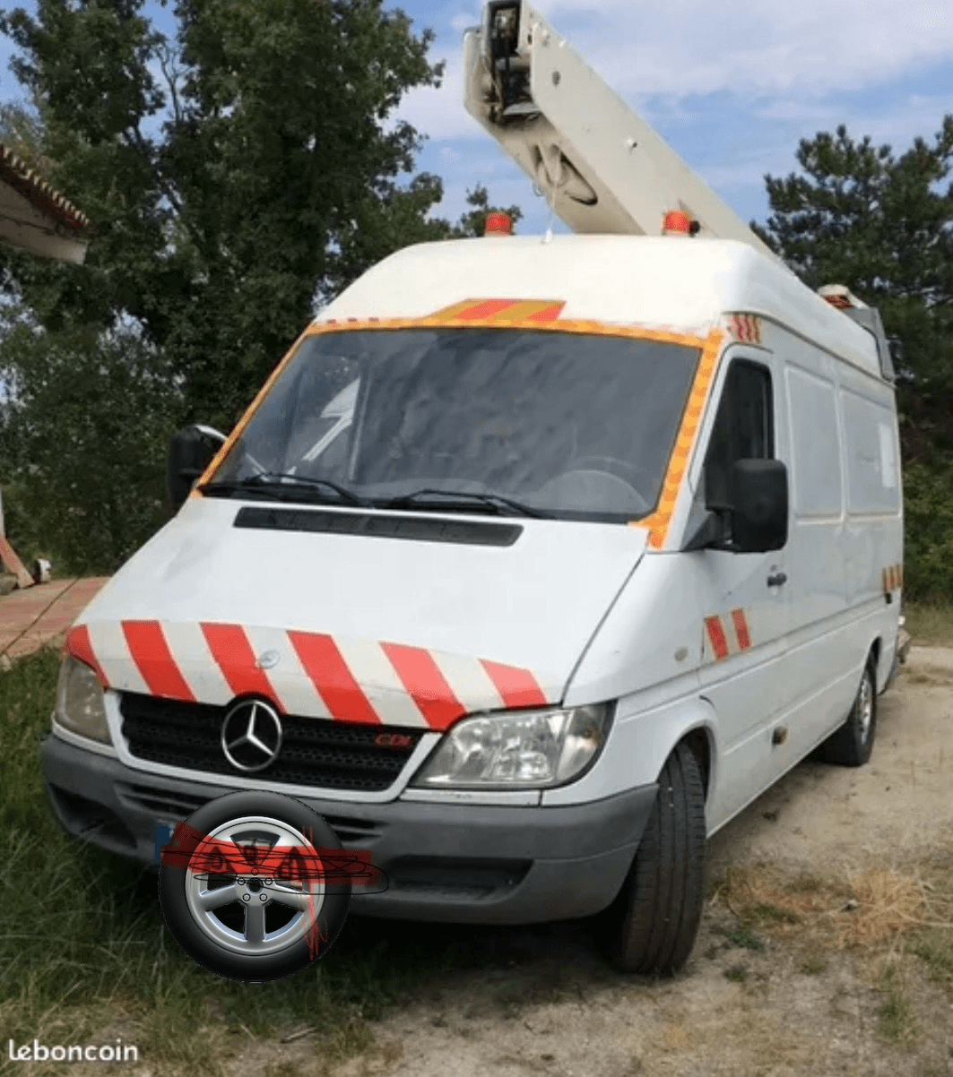 Mercedes Sprinter équipé d'une nacelle à vendre - Photo 1