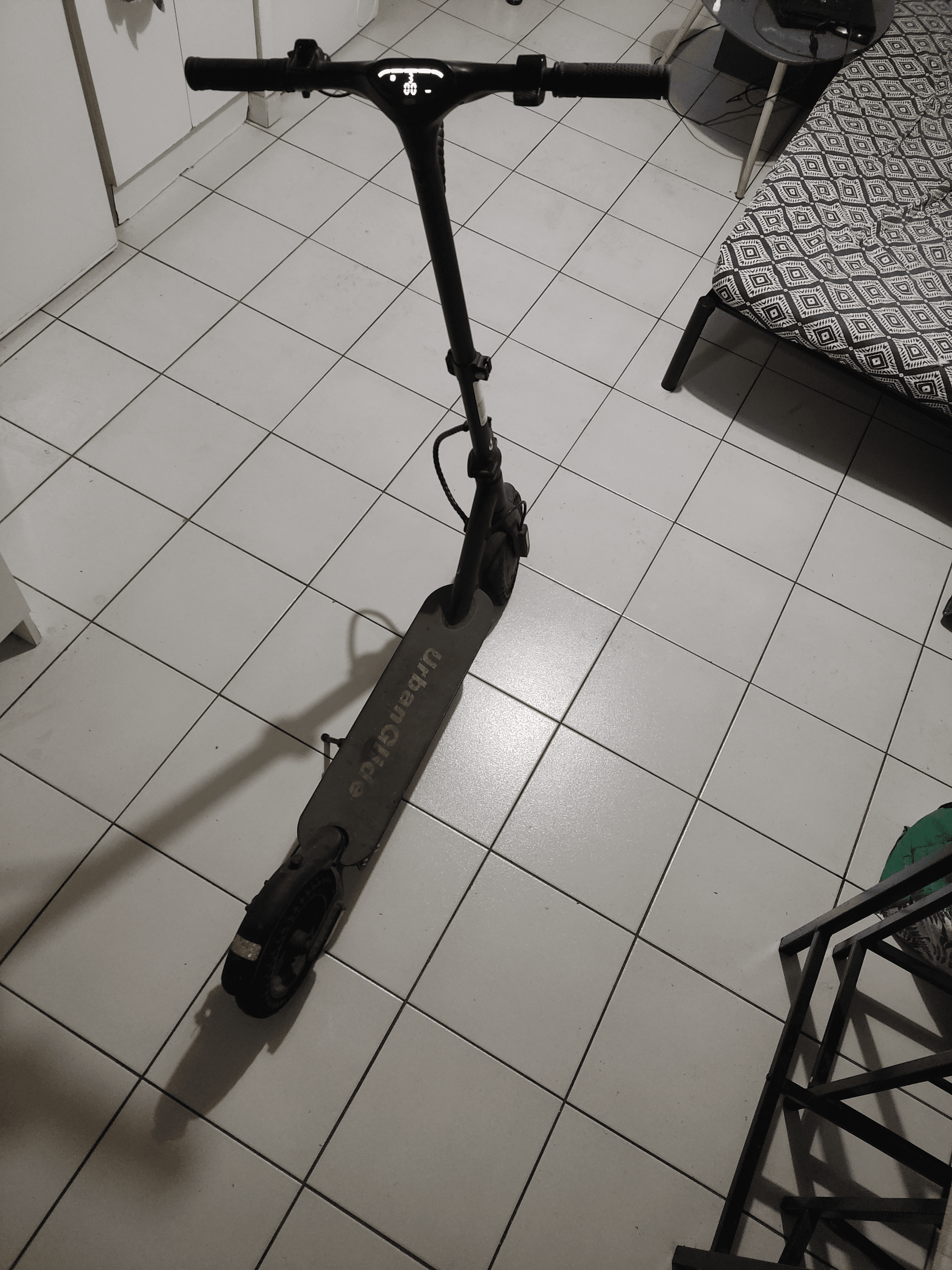 Trottinette électrique à réparer - Photo 1