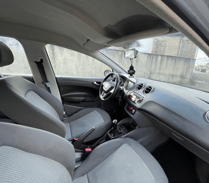 Seat Ibiza ST 1.6L TDI 90cv - Photo 1