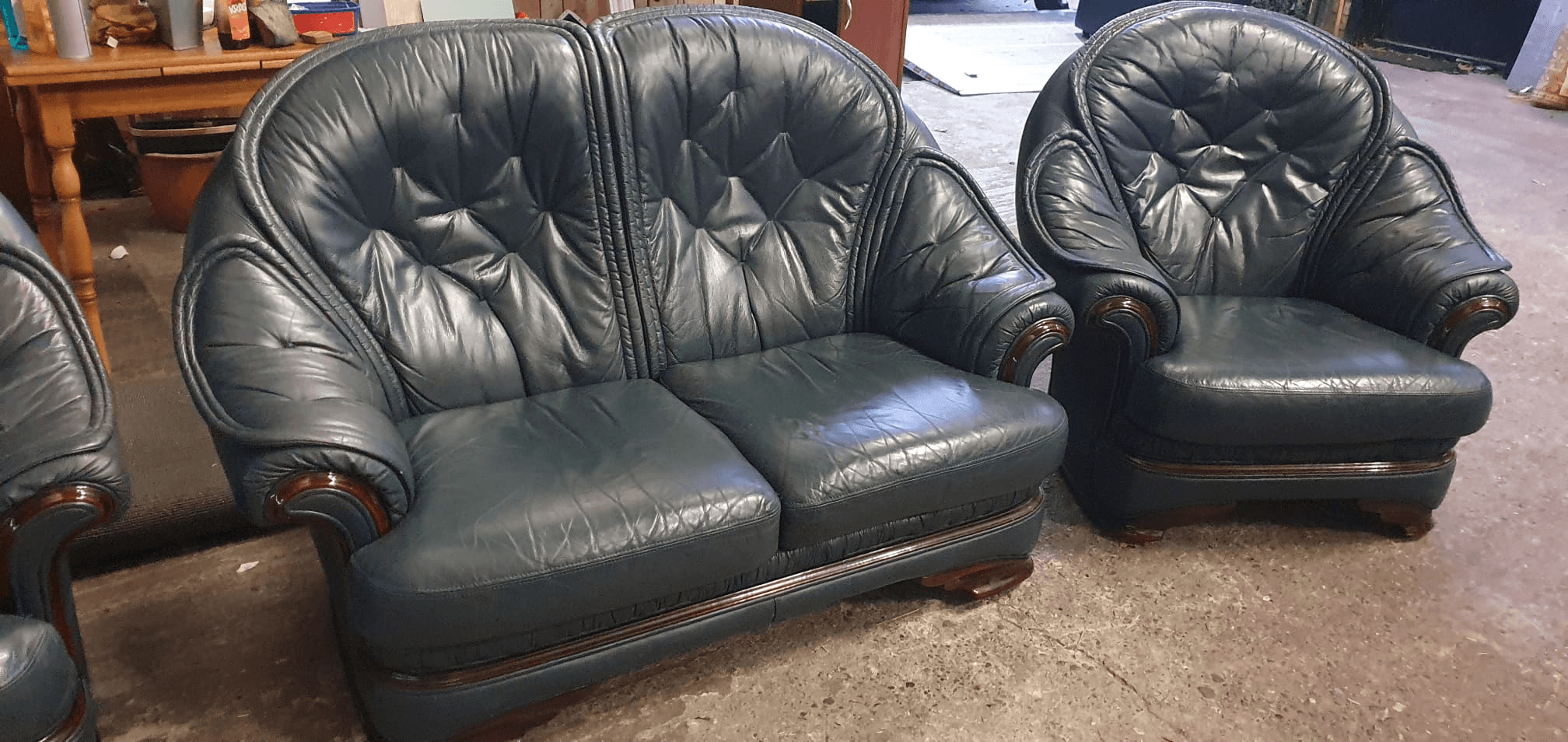 Véritable fauteuil en cuir - Photo 1