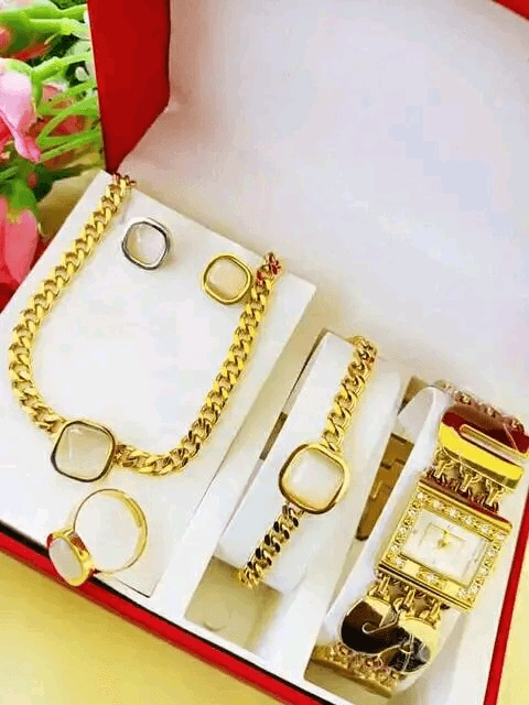 Montre et Bijoux en or - Photo 1