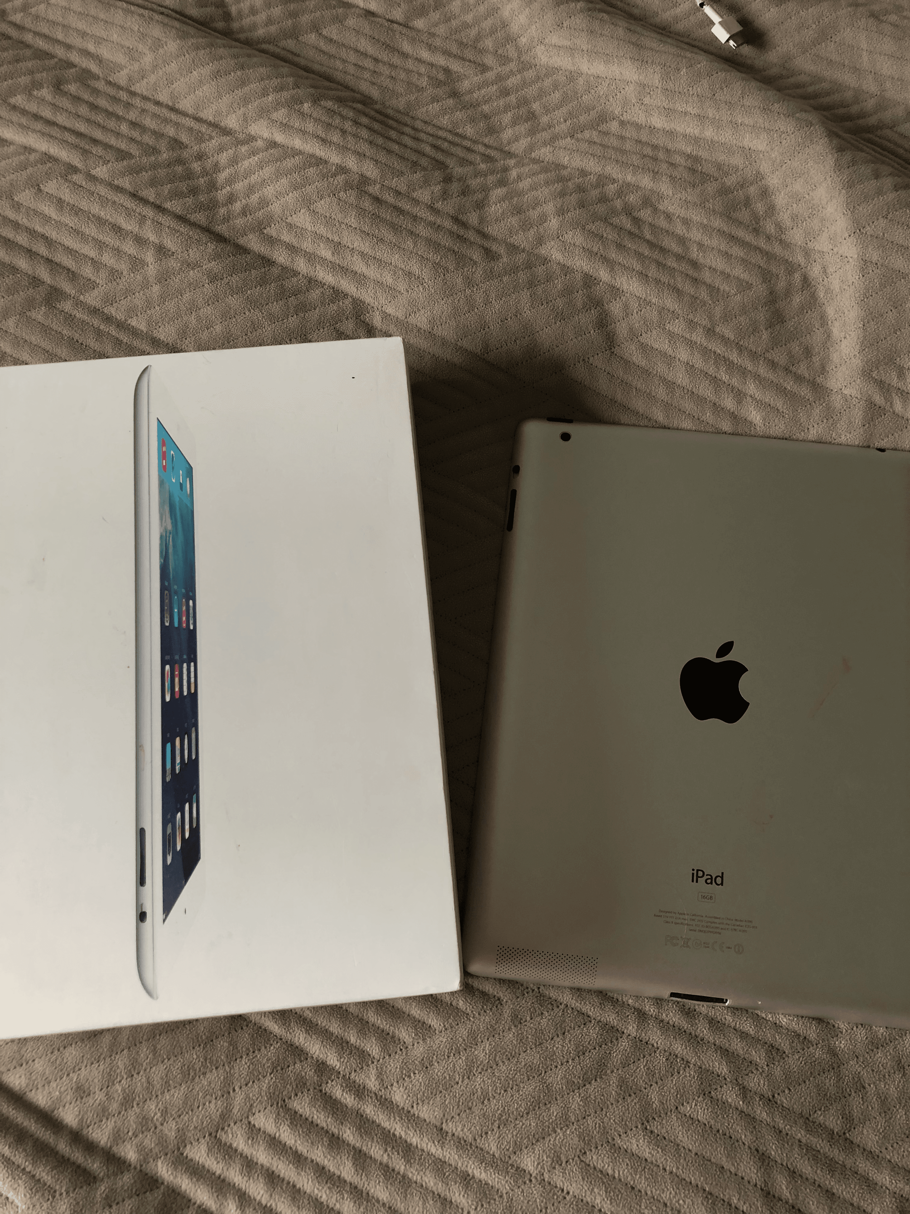 iPad 2 16GB White
