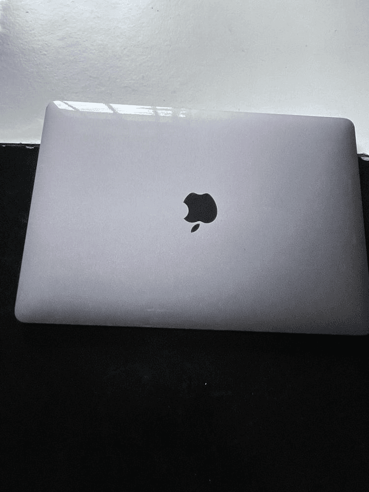 Macbook Pro 13 mi 2020 puce M1, 8 go ,500 SSD - Photo 1