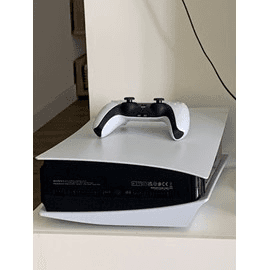 PS4 - Photo 1