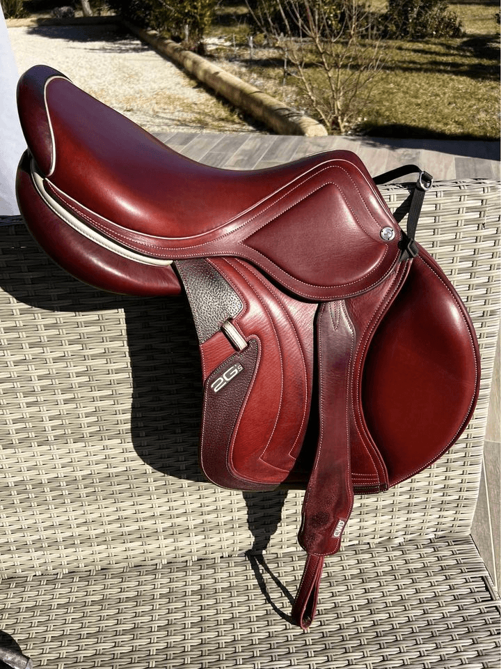 selle CWD 2GS Mademoiselle châtaigne avec liseré argenté de 2021 - Photo 1