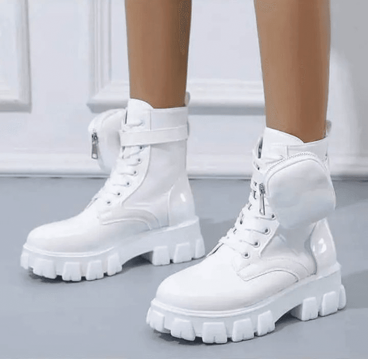 Vente de chaussures Propre et authentique - Photo 1