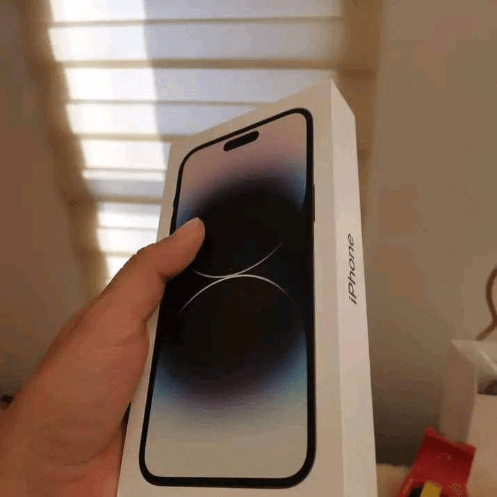 iPhone 14 Pro Max - Photo 1