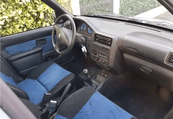 Peugeot 106 - Photo 1